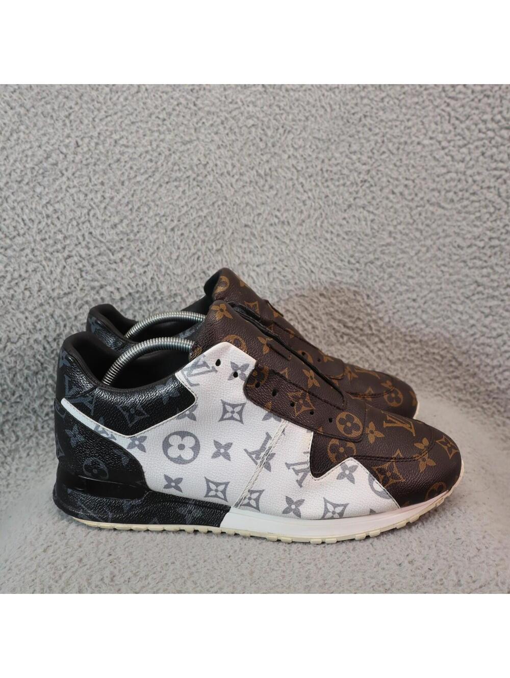Louis Vuitton Run Away Size 11 / 47? Monogram Canvas Low Top - Picture 4 of 15